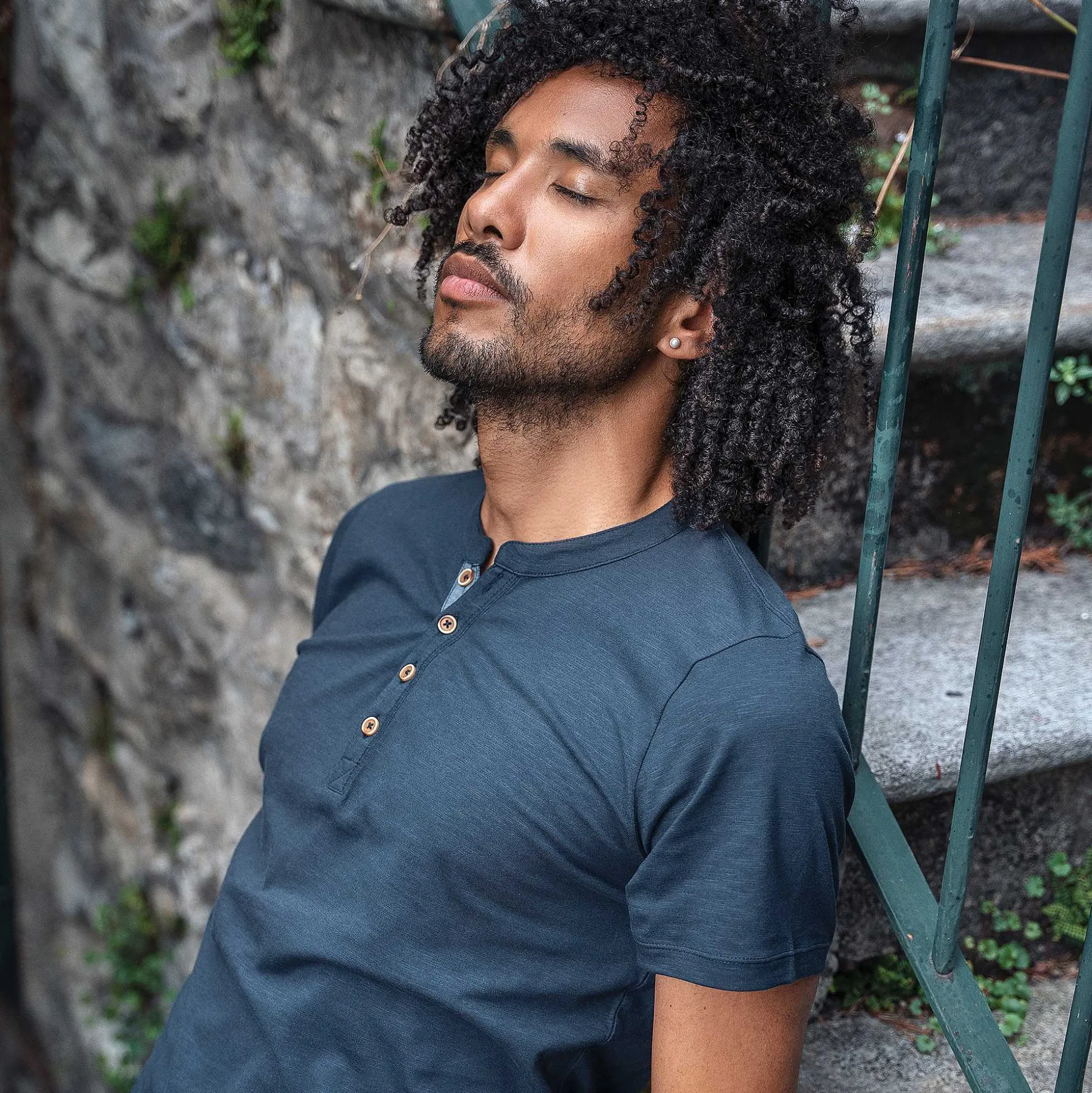 Othello | T-Shirt Henley